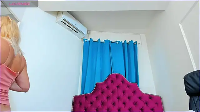 ninnadee online show from 07/04/26, 04:51