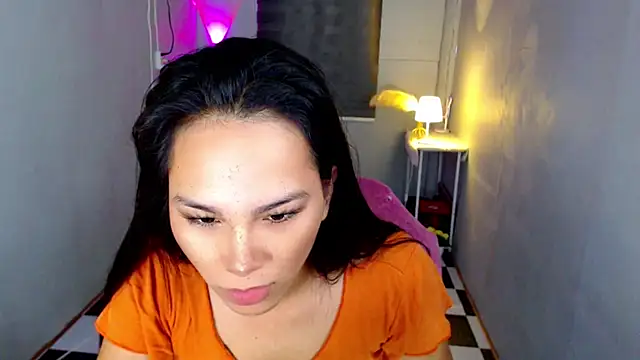 Snapshot of urnaughtydolly69 chatting on 06/16/26, 10:23 urnaughtydolly69 online show from 06/16/26, 10:23