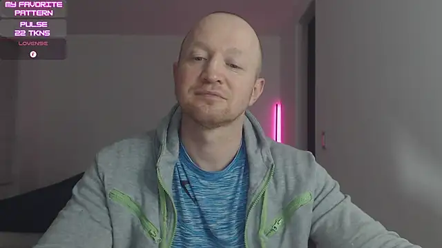 kevintyler69 online show from 04/16/26, 02:45