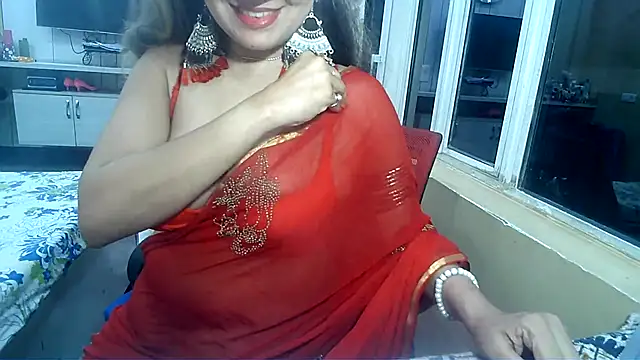 Snapshot of yourradhika chatting on 03/21/25, 04:51 yourradhika online show from 03/21/25, 04:51