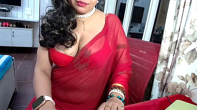 Snapshot of yourradhika chatting on 06/23/26, 08:51 yourradhika online show from 06/23/26, 08:51