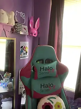 lolabunny9 online show from 12/17/24, 07:15