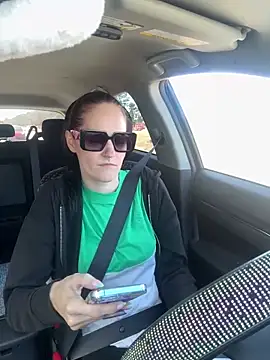 lolabunny9 online show from 03/06/25, 03:56