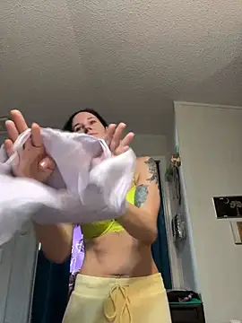 lolabunny9 online show from 03/19/25, 01:07