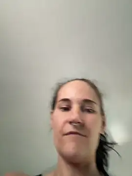 lolabunny9 online show from 09/16/25, 01:23