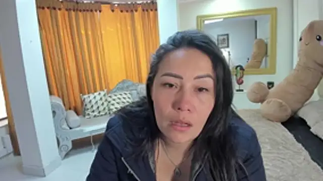 gaby trent online show from 11/20/25, 02:50