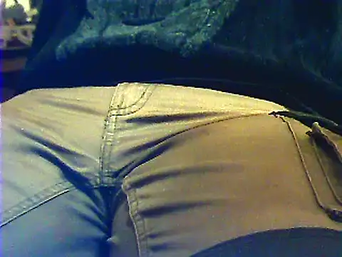 Snapshot of kalinixta chatting on 02/12/25, 10:15 kalinixta online show from 02/12/25, 10:15