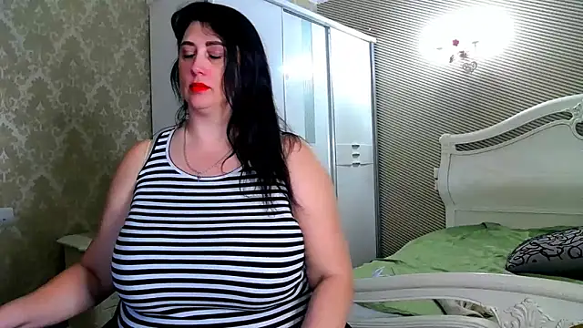 Evelyn Shy online show from 03/12/25, 10:05