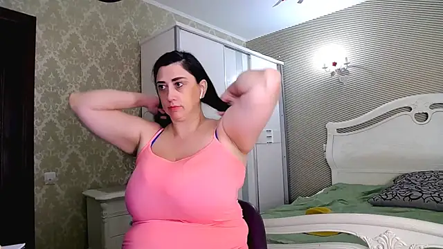 Evelyn Shy online show from 03/13/26, 09:05