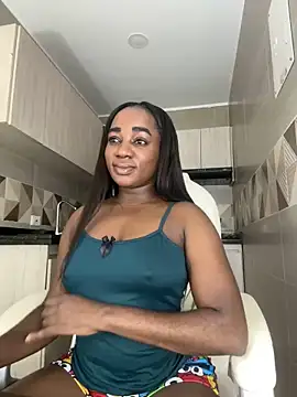 Snapshot of cristaaalclocks1 chatting on 02/26/25, 04:45 cristaaalclocks1 online show from 02/26/25, 04:45