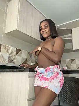 Snapshot of cristaaalclocks1 chatting on 03/17/25, 08:09 cristaaalclocks1 online show from 03/17/25, 08:09
