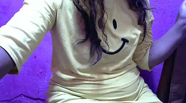 Snapshot of BicolorKissLove chatting on 02/28/25, 08:20 BicolorKissLove online show from 02/28/25, 08:20