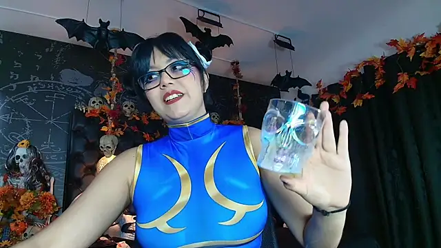 AlexHoe  online show from 10/24/25, 06:48