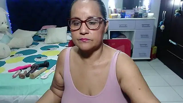 pervert mommy  online show from 03/03/26, 11:27