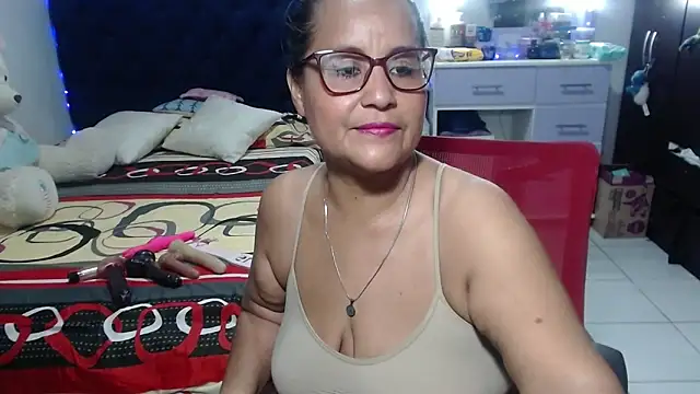 pervert mommy  online show from 03/26/26, 09:48