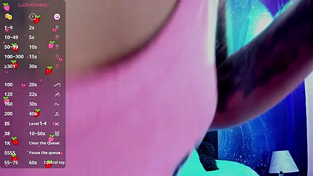 Snapshot of CATRINA_SEXXX chatting on 03/04/25, 03:00 CATRINA SEXXX online show from 03/04/25, 03:00