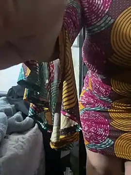XHotJuicyBootyXX online show from 05/03/26, 01:06