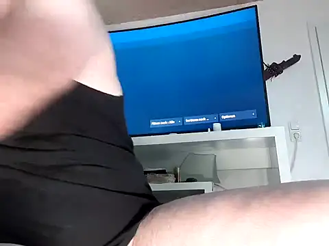 AquaMenn online show from 09/18/25, 04:47