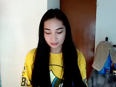 SweetLilly 18 online show from 01/11/25, 03:20