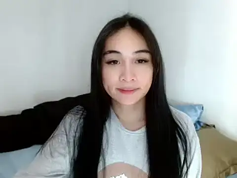 SweetLilly 18 online show from 02/21/25, 03:56