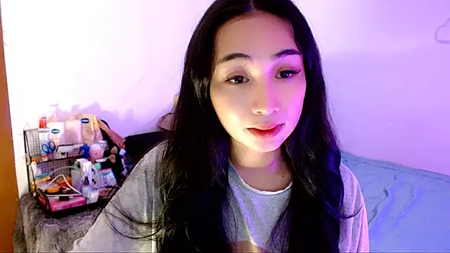 SweetLilly 18 online show from 11/08/25, 02:01