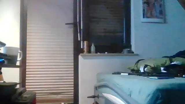 Snapshot of Genius1606 chatting on 11/22/25, 07:46 Genius1606 online show from 11/22/25, 07:46