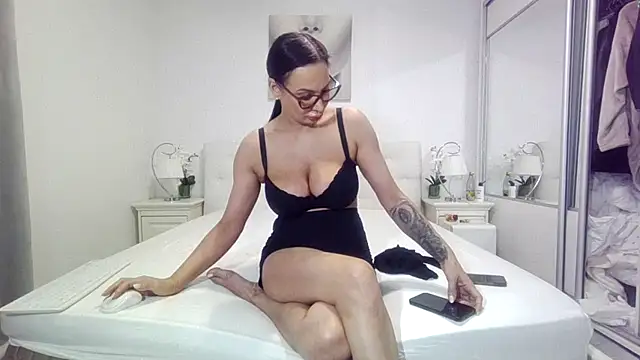 Snapshot of alisonya1 chatting on 02/10/26, 05:44 alisonya1 online show from 02/10/26, 05:44