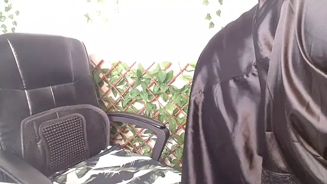 Black Monster Tits online show from 02/14/26, 04:59