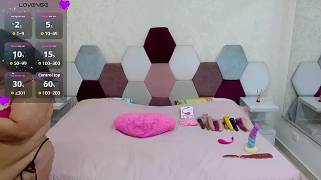 angel blue online show from 09/26/25, 03:05