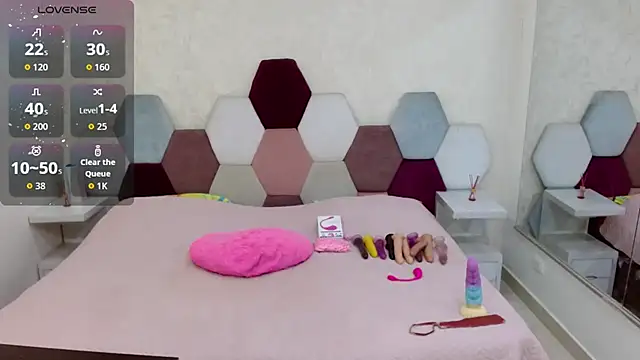 angel blue online show from 10/13/25, 02:50