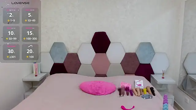 angel blue online show from 10/29/25, 03:47