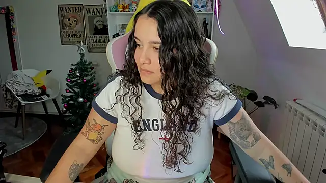 Snapshot of Sweet_sully__ chatting on 12/29/24, 10:45 Sweet sully   online show from 12/29/24, 10:45