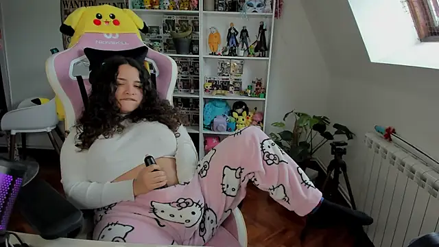 Snapshot of Sweet_sully__ chatting on 01/05/25, 01:26 Sweet sully   online show from 01/05/25, 01:26