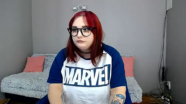 Estheri online show from 02/07/25, 11:01