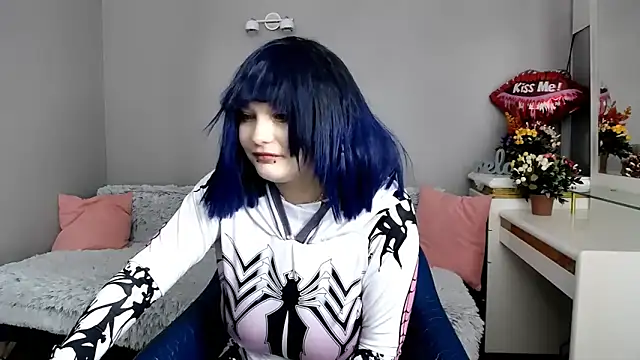 Estheri online show from 02/03/26, 07:57