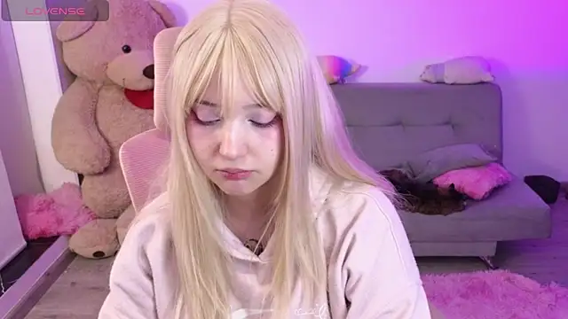 Snapshot of KuroChan420 chatting on 05/03/26, 01:55 KuroChan420 online show from 05/03/26, 01:55