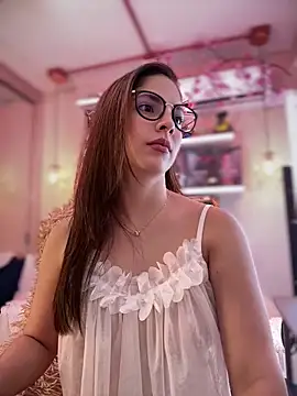 Zoe Bae online show from 04/11/26, 03:33