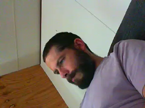 Snapshot of Sitonmyface2020@xh chatting on 03/21/25, 02:51 Sitonmyface2020xh online show from 03/21/25, 02:51