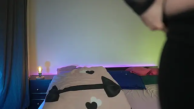 TiffanyPierce online show from 02/09/26, 09:19