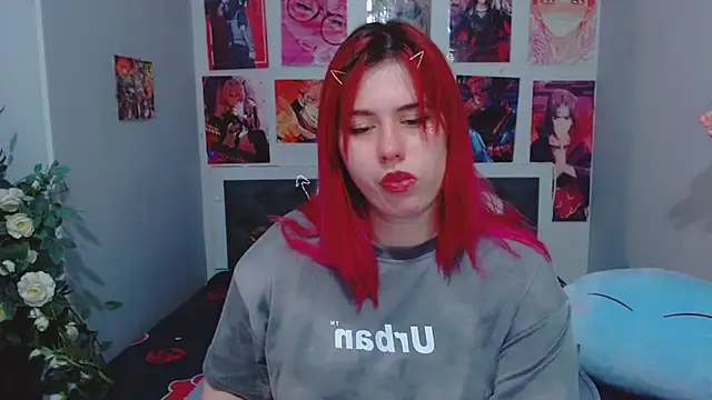 MikaMoonn online show from 12/22/24, 12:28