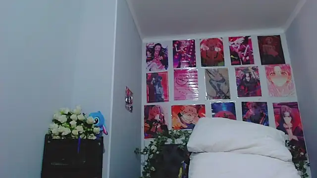 MikaMoonn online show from 02/08/25, 02:36