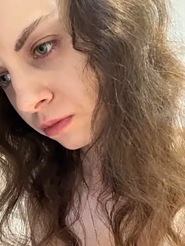 Snapshot of MissAnuta chatting on 12/19/24, 05:40 MissAnuta online show from 12/19/24, 05:40