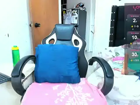 Snapshot of ebonnylatinx chatting on 12/07/24, 09:44 ebonnylatinx online show from 12/07/24, 09:44