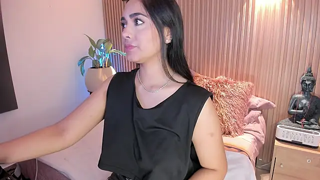 AMELIE xx online show from 11/25/25, 02:11