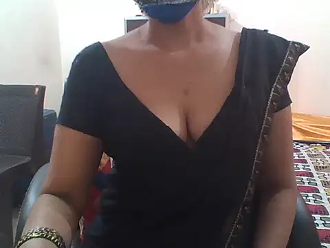 Snapshot of Indian_Rupali chatting on 03/15/25, 10:24 Indian Rupali online show from 03/15/25, 10:24