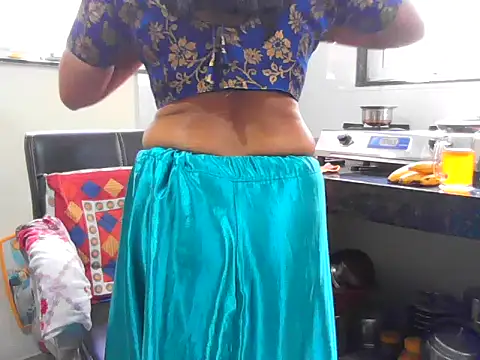 Snapshot of Indian_Rupali chatting on 10/08/25, 08:56 Indian Rupali online show from 10/08/25, 08:56