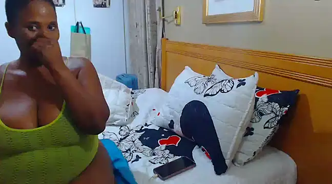 Snapshot of Choco-Coco10 chatting on 03/16/25, 05:07 Choco-Coco10 online show from 03/16/25, 05:07