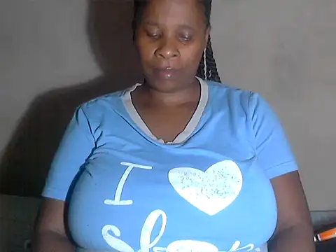 Snapshot of Choco-Coco10 chatting on 11/05/25, 06:24 Choco-Coco10 online show from 11/05/25, 06:24