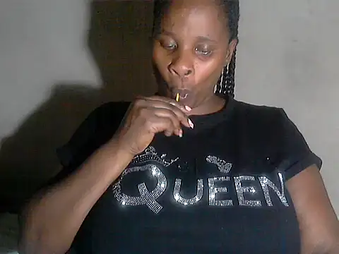 Snapshot of Choco-Coco10 chatting on 11/06/25, 03:24 Choco-Coco10 online show from 11/06/25, 03:24