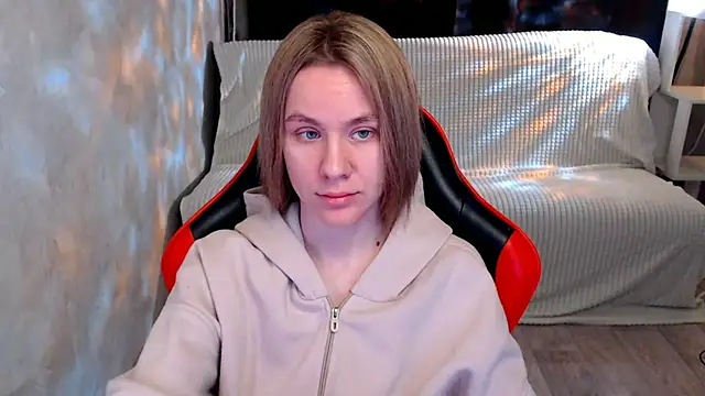 Mila Jon online show from 11/25/25, 03:50